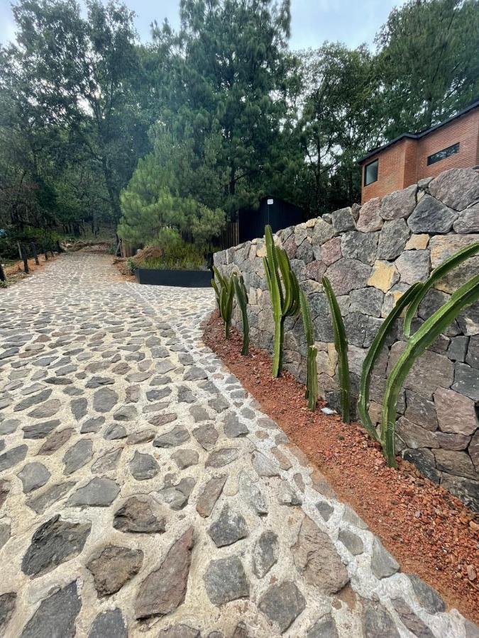 Hotel Oxu Solo Adultos Valle de Bravo Esterno foto
