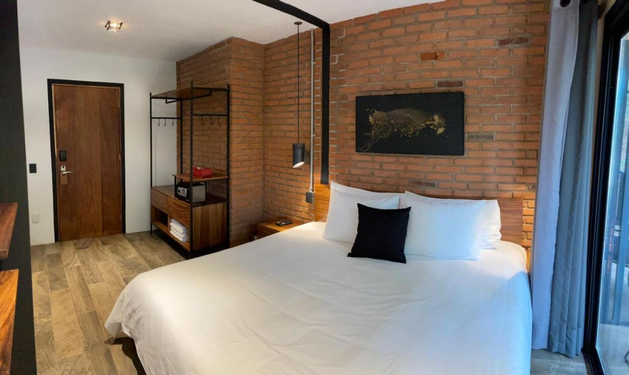 Hotel Oxu Solo Adultos Valle de Bravo Esterno foto