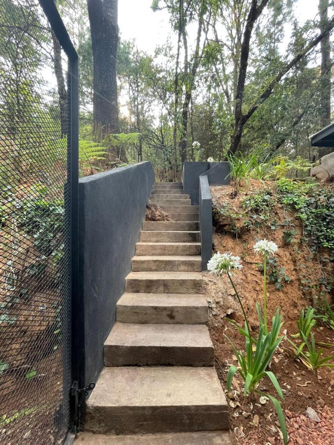Hotel Oxu Solo Adultos Valle de Bravo Esterno foto
